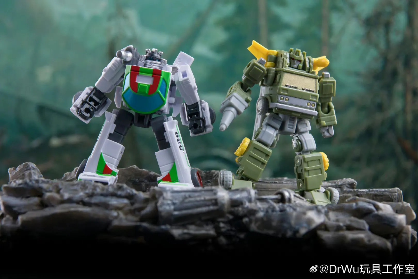Dr.Wu & Mechanic Studio Extreme Warfare 4 Sets DW-E30 Iron Jack (Wheeljack) / DW-E24M Firefighters (Inferno SG Shattered Glass)  2 in 1 set 4.5cm