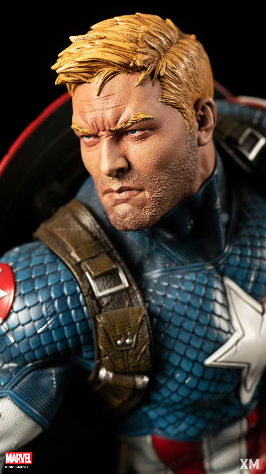 Ultimate Captain America Version B Statue
